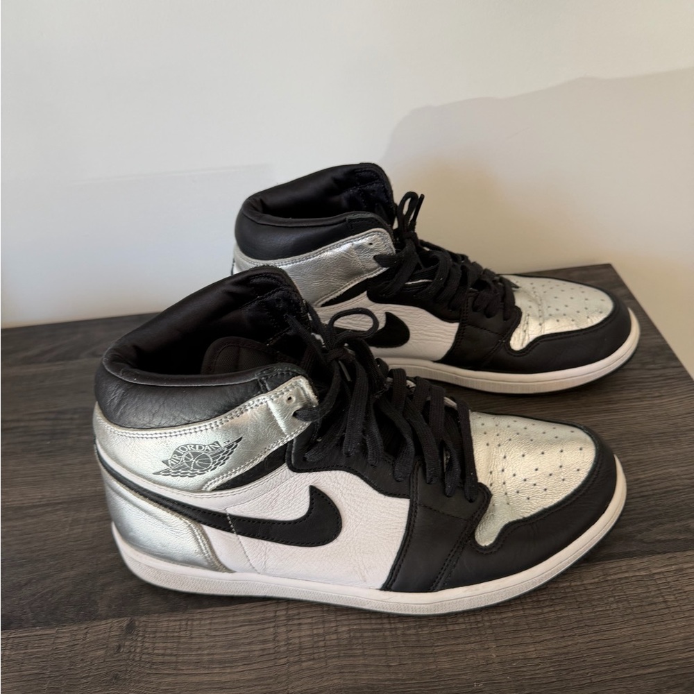 Size 11 Air Jordan 1 Silver